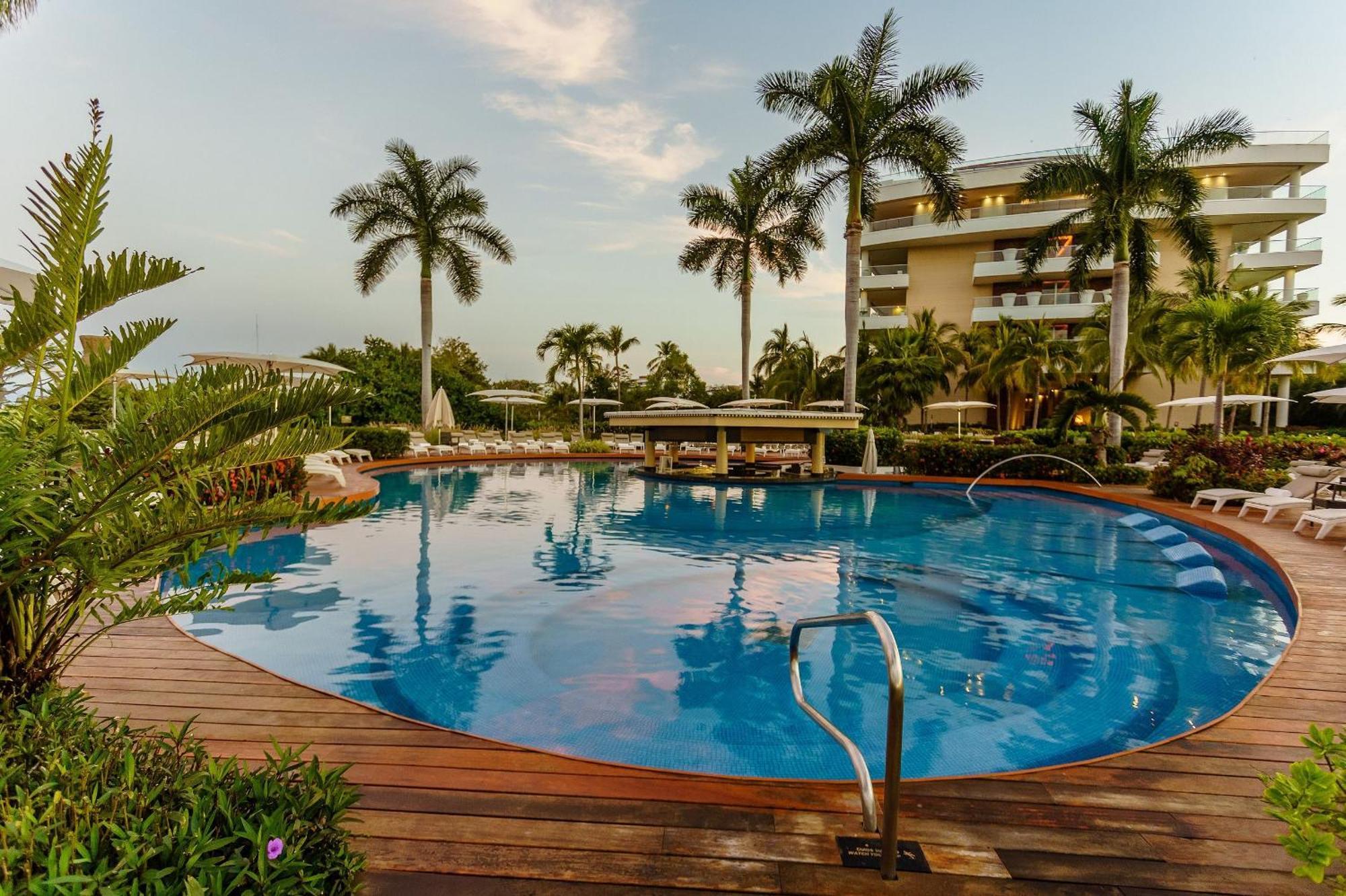 The Grand Luxxe Three Bedroom Spa Suite Nuevo Vallarta Kültér fotó